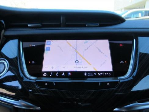 Used 2025 Cadillac XT6 Premium Luxury image 22