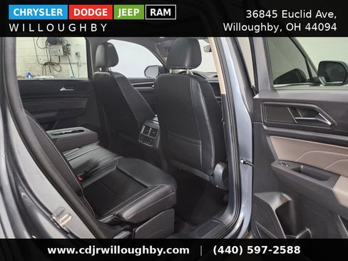 Used 2021 Volkswagen Atlas SE w/ Panoramic Sunroof Package AWD/4WD image 34