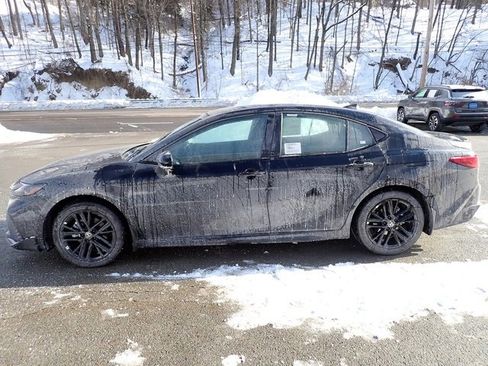 New 2026 Toyota Camry SE image 7