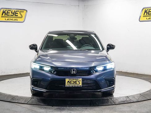 Used 2023 Honda Civic Sport image 6