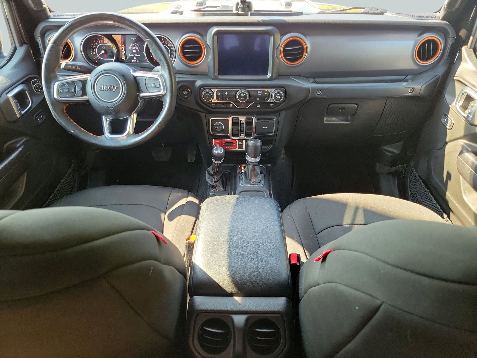 Used 2023 Jeep Gladiator Mojave w/ Cold Weather Group AWD/4WD image 10