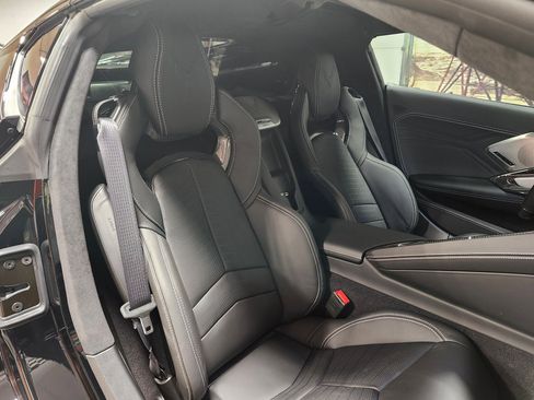 Used 2023 Chevrolet Corvette Z06 w/ Z07 Performance Package image 21