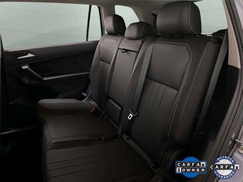 Used 2023 Volkswagen Tiguan SE w/ Panoramic Sunroof Package image 75