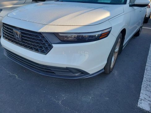 Used 2023 Honda Accord LX image 7