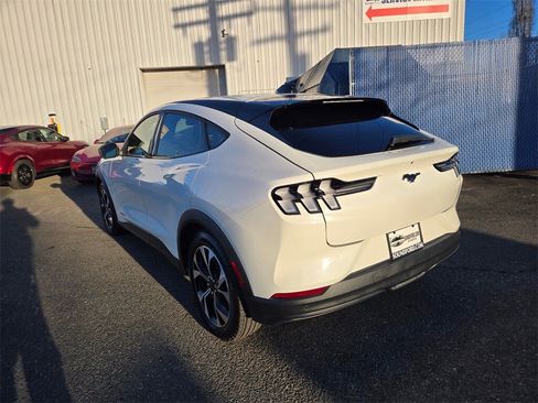 Used 2025 Ford Mustang Mach-E Select w/ Comfort Package Lite image 7