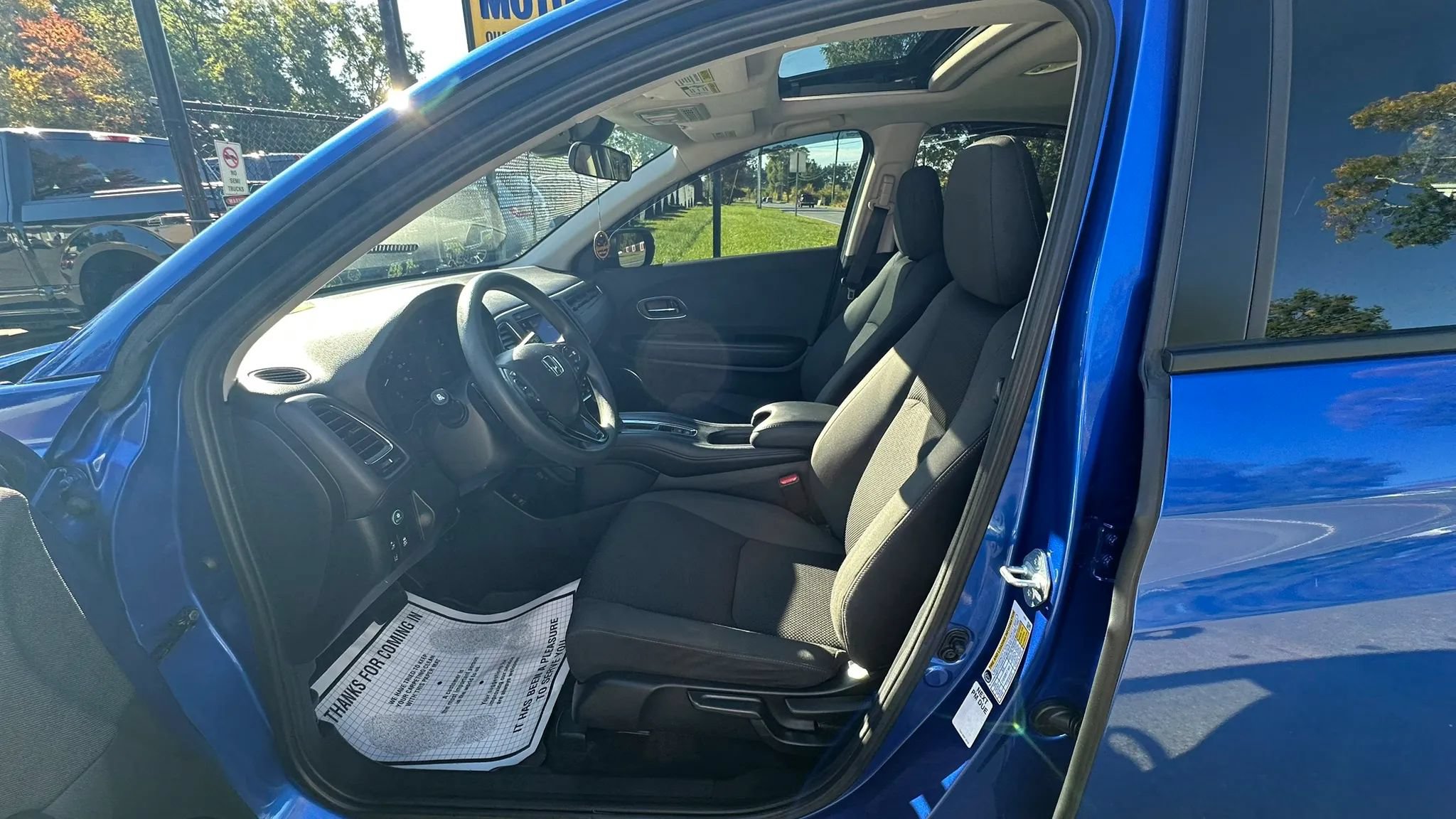 Used 2022 Honda HR-V EX image 24
