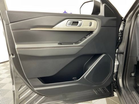 Certified 2026 Ford Explorer Active RWD image 12
