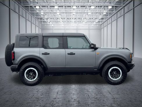 Certified 2025 Ford Bronco Badlands w/ Matte Film Protection Package AWD/4WD image 5