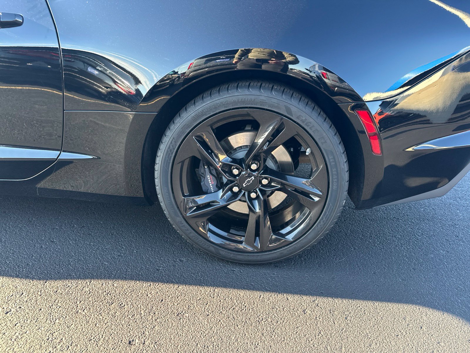 Used 2023 Chevrolet Camaro SS RWD image 10