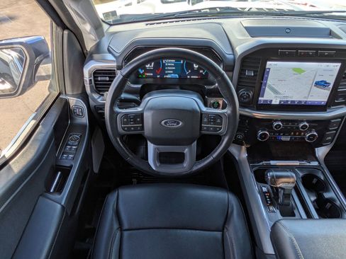 Used 2023 Ford F150 Lariat w/ Trailer Tow Package image 29