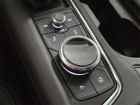 Certified 2022 Cadillac XT5 Luxury image 26