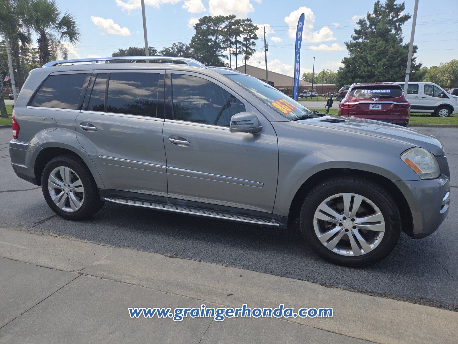 Used 2012 Mercedes-Benz GL 450 4MATIC image 7