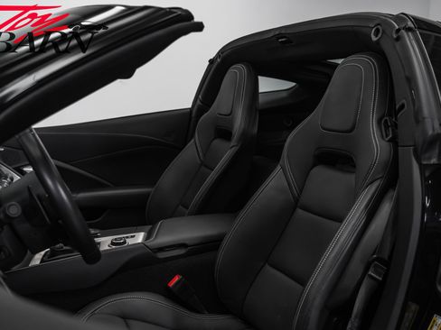 Used 2015 Chevrolet Corvette Z06 RWD image 30