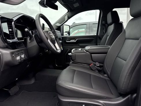 New 2026 GMC Sierra 2500 SLT AWD/4WD image 13