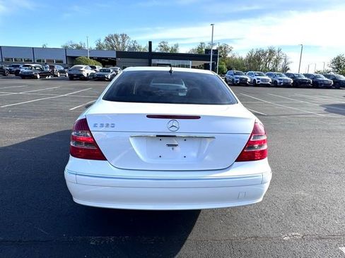 Used 2003 Mercedes-Benz E 320 Sedan image 7
