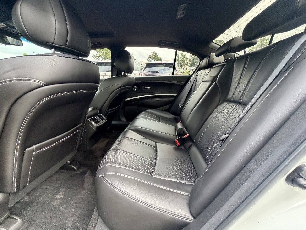 Used 2018 Acura RLX w/ Technology Package FWD image 18