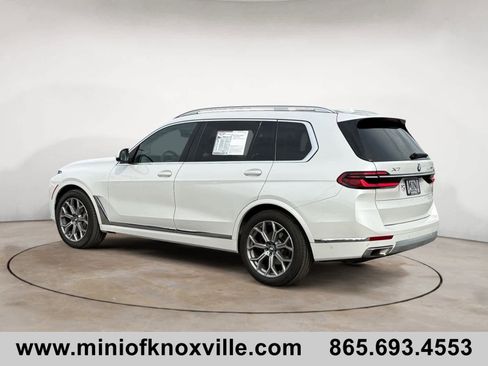 Used 2023 BMW X7 xDrive40i w/ Premium Package image 5