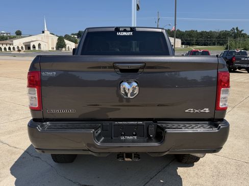 Used 2024 RAM 2500 Big Horn w/ Sport Appearance Package AWD/4WD image 7