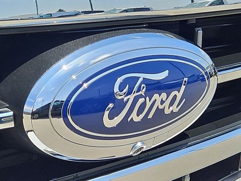 Used 2021 Ford F150 Lariat w/ Equipment Group 502A High AWD/4WD image 32