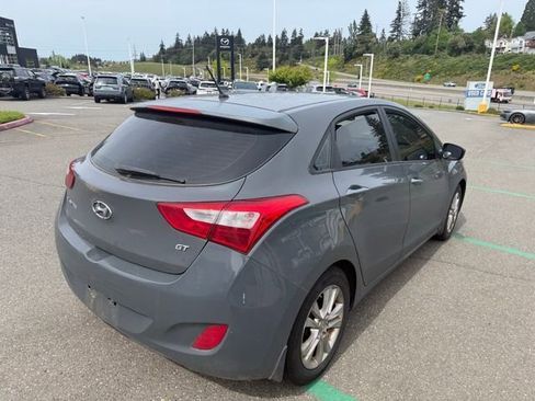 Used 2013 Hyundai Elantra GT FWD image 3