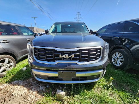 Used 2023 Kia Telluride SX Prestige image 2