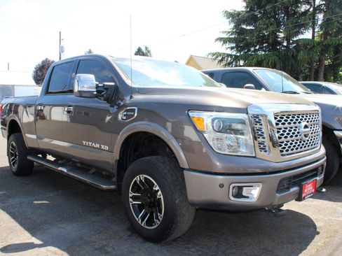 Used 2016 Nissan Titan Platinum Reserve AWD/4WD image 3