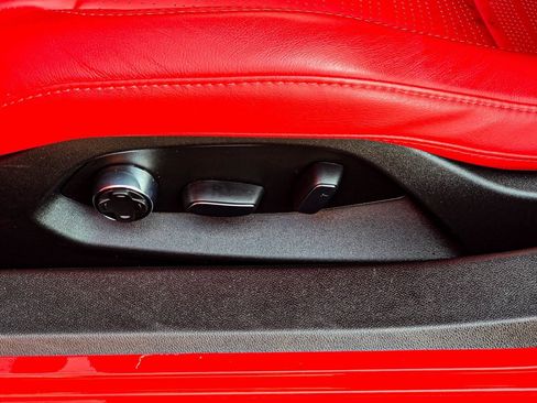 Used 2024 Chevrolet Corvette Stingray Preferred Conv image 23