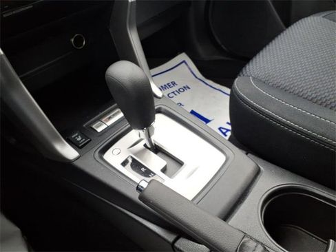Used 2018 Subaru Forester 2.5i Premium w/ All-Weather Package image 19
