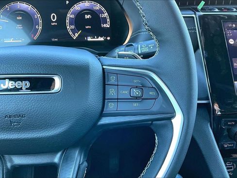 New 2026 Jeep Grand Cherokee Laredo AWD/4WD image 7
