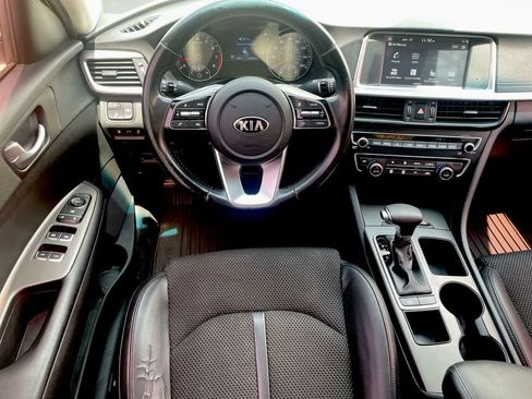 Used 2019 Kia Optima S w/ S Panoramic Sunroof Package FWD image 11