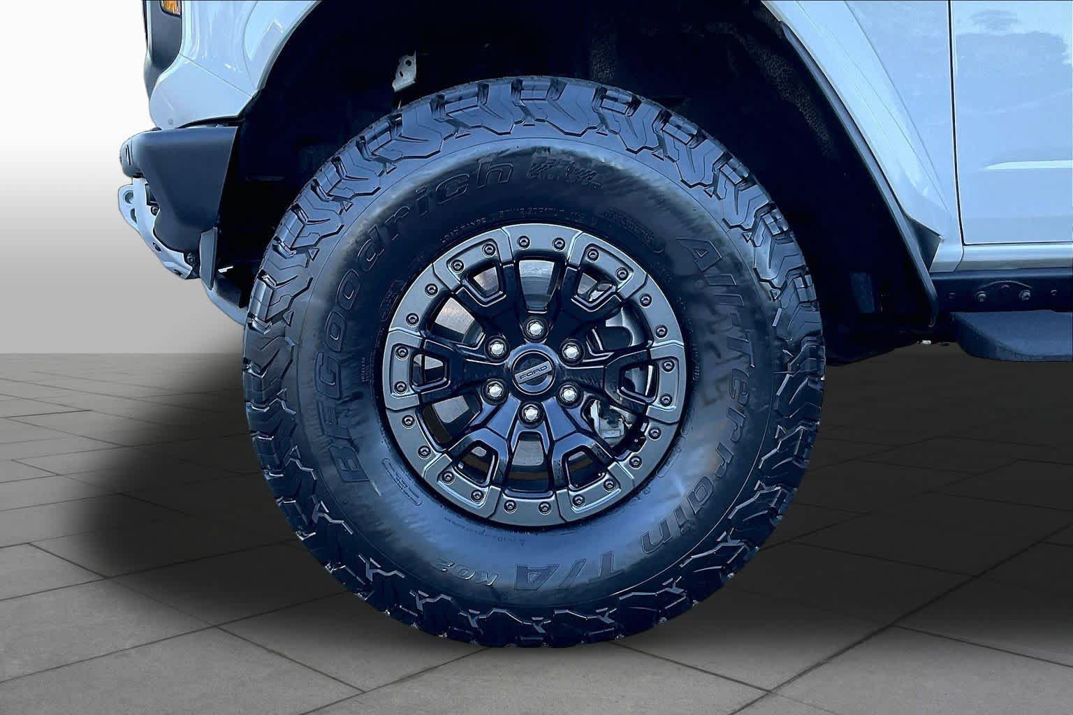 Used 2024 Ford Bronco Raptor w/ Interior Carbon Fiber Pack 6 AWD/4WD image 10
