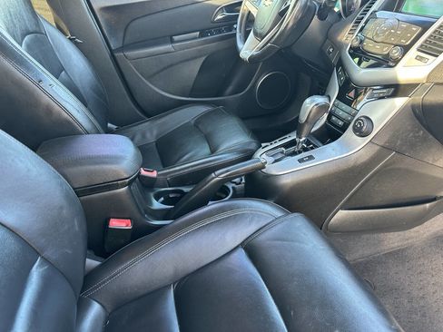 Used 2012 Chevrolet Cruze LT image 6