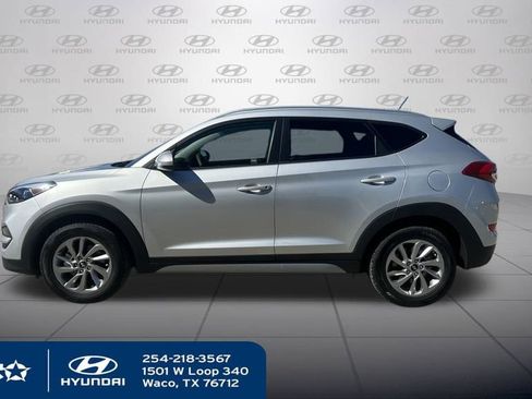 Used 2017 Hyundai Tucson SE image 14