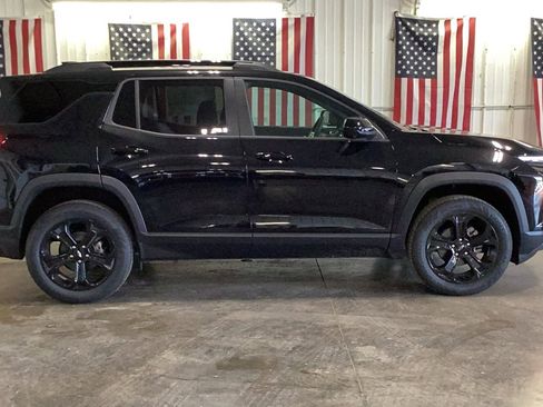 New 2026 Chevrolet Equinox LT w/ Midnight Edition AWD/4WD image 14