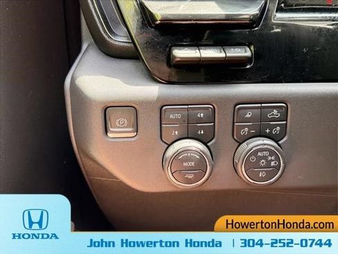 Used 2024 Chevrolet Silverado 1500 ZR2 w/ Technology Package AWD/4WD image 19