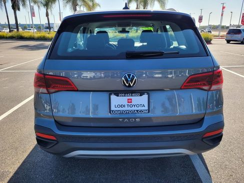 Used 2024 Volkswagen Taos S FWD image 5