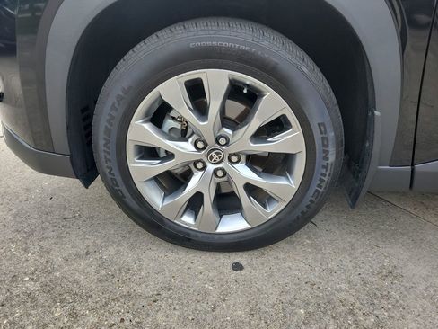 Used 2025 Toyota Grand Highlander AWD image 45