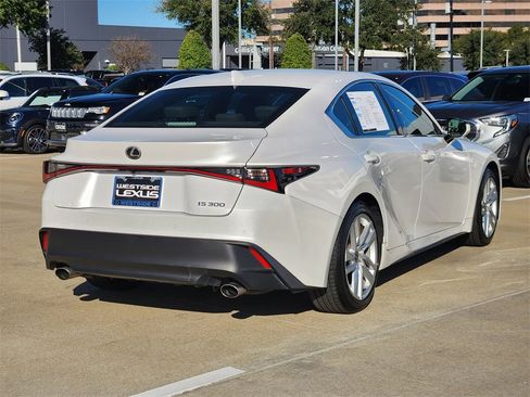 Used 2023 Lexus IS 300 w/ Comfort Package image 7