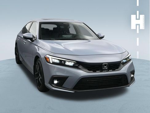 Used 2022 Honda Civic Sport Touring image 1