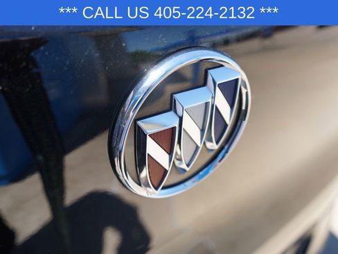 Used 2023 Buick Encore GX Select w/ Sport Touring Package FWD image 5