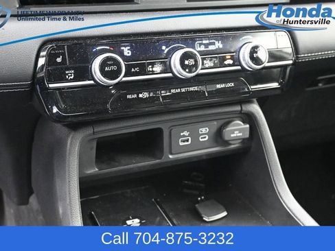 Used 2023 Honda Pilot Touring image 20