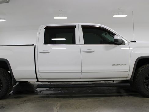 Used 2014 GMC Sierra 1500 SLE w/ SLE Preferred Package image 11