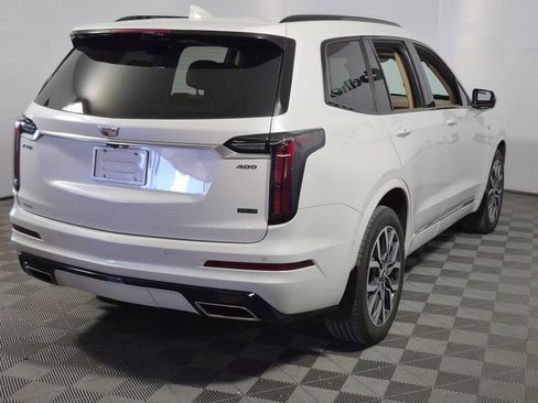 Used 2024 Cadillac XT6 Sport w/ Platinum Package image 7