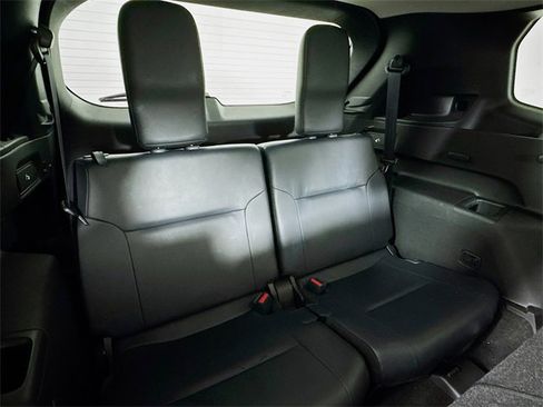 Used 2025 Mitsubishi Outlander SE image 28