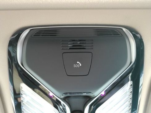 Used 2022 BMW 740i RWD image 52