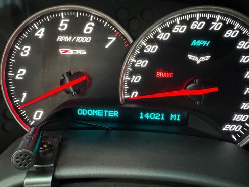 Used 2008 Chevrolet Corvette Z06 w/ Preferred Equipment Group image 19