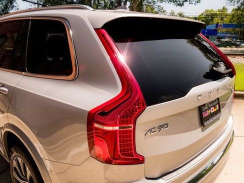 Used 2024 Volvo XC90 B6 Plus w/ Protection Package Premier AWD/4WD image 9