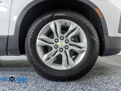 Used 2019 Chevrolet Blazer LT FWD image 41