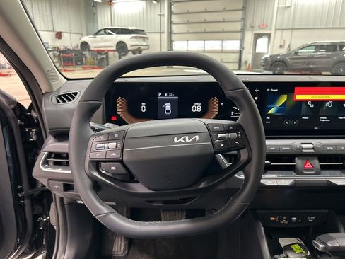 New 2026 Kia K4 EX image 13