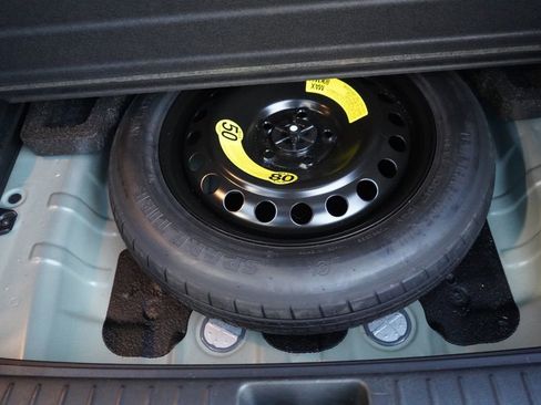 Used 2024 Kia Sportage LX image 26